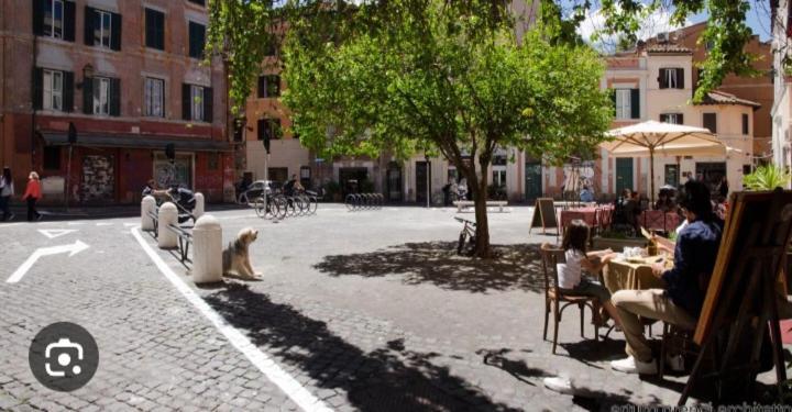 Central Apartment In Trastevere Roma Ngoại thất bức ảnh